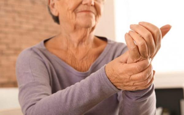 COMO SE QUITA LA OSTEOPOROSIS