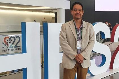 Dr. Edward García Peñaloza - Clínica María de los Ángeles